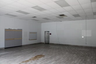 5300 N State St, Jackson, MS à louer Photo intérieure– Image 2 sur 6