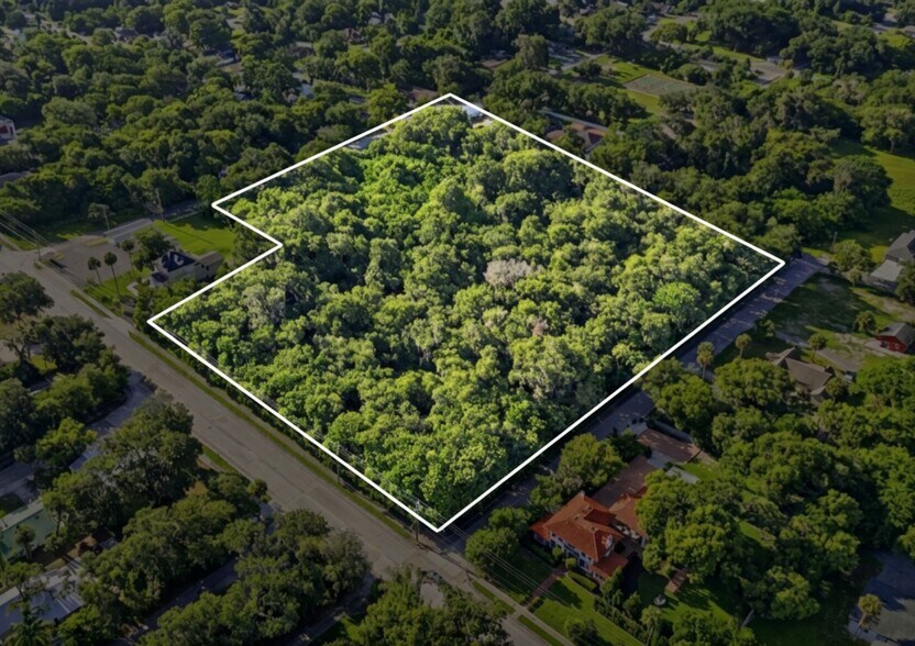 New York, Deland, FL à vendre - Photo de l’immeuble – Image 1 sur 16