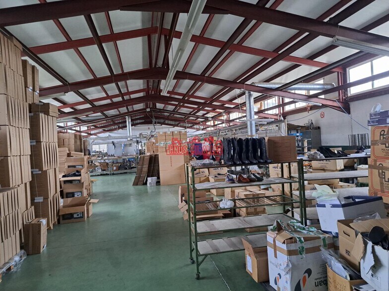 Industriel/Logistique dans Aspe, Alicante à vendre - Photo intérieure – Image 2 sur 25