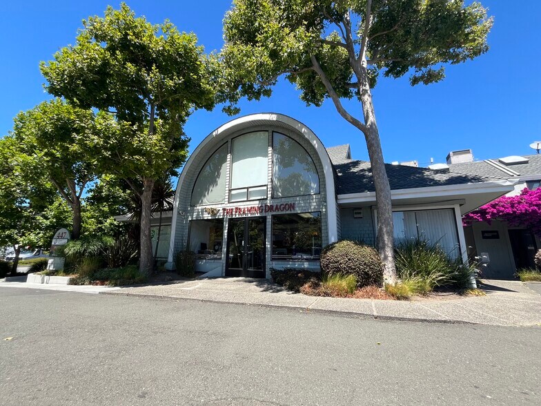 447 Miller Ave, Mill Valley, CA à louer - Photo de l’immeuble – Image 2 sur 12
