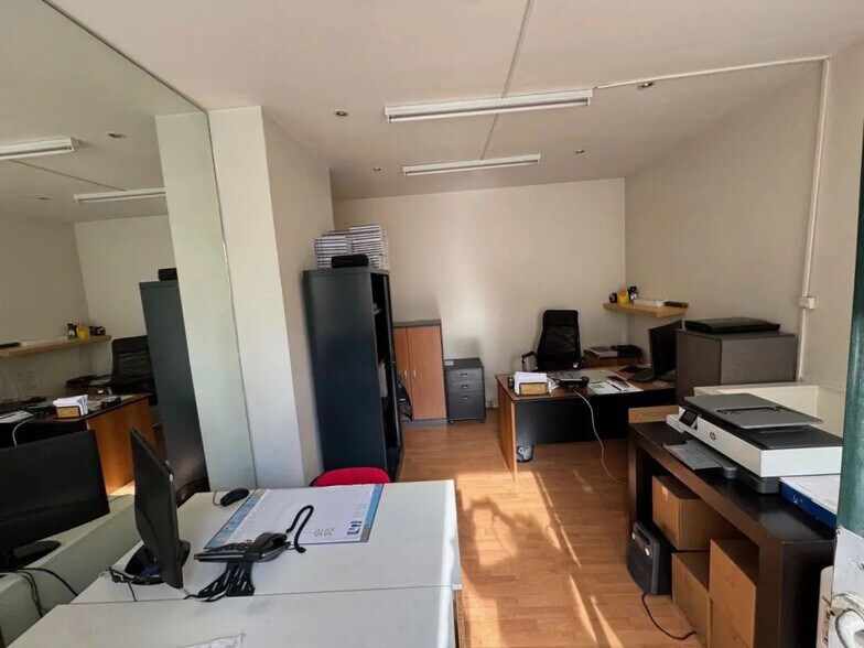 Bureau dans Paris à louer - Photo de l’immeuble – Image 2 sur 4