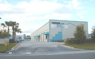 Plus de détails pour 170 Business Park Way, Royal Palm Beach, FL - Industriel/Logistique à louer