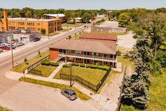 Plus de détails pour 9700 Chalmers St, Detroit, MI - Logement à vendre