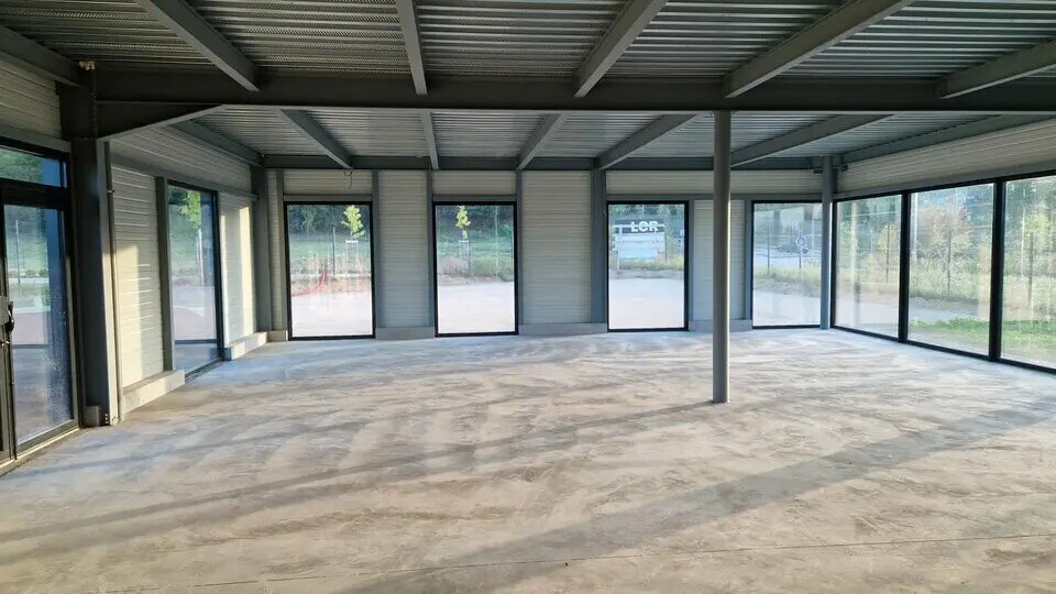 Bureau dans Vaulx-Milieu à louer - Photo intérieure – Image 3 sur 4