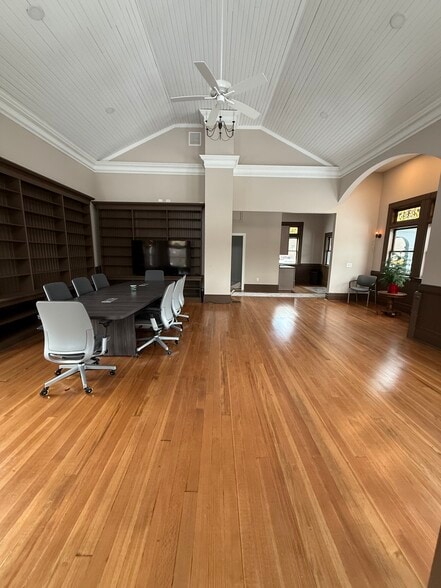 475 College Hwy, Southwick, MA à vendre - Photo intérieure – Image 3 sur 22