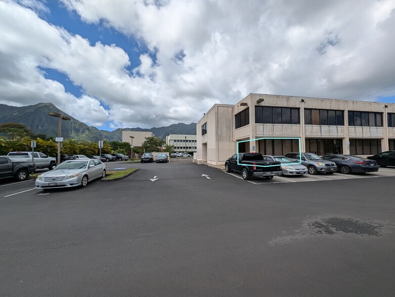 45-270 William Henry Rd, Kaneohe, HI à louer - Photo de l’immeuble – Image 2 sur 11