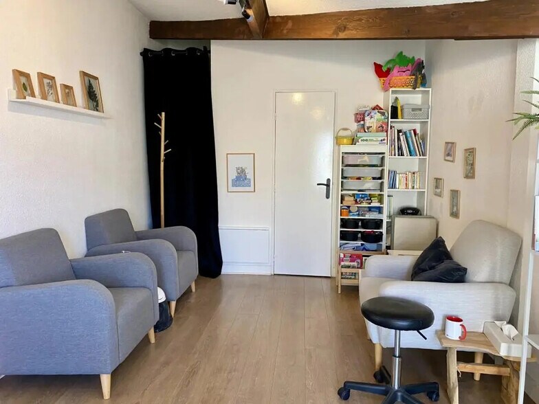 Bureau dans Pessac à vendre - Photo intérieure – Image 1 sur 6