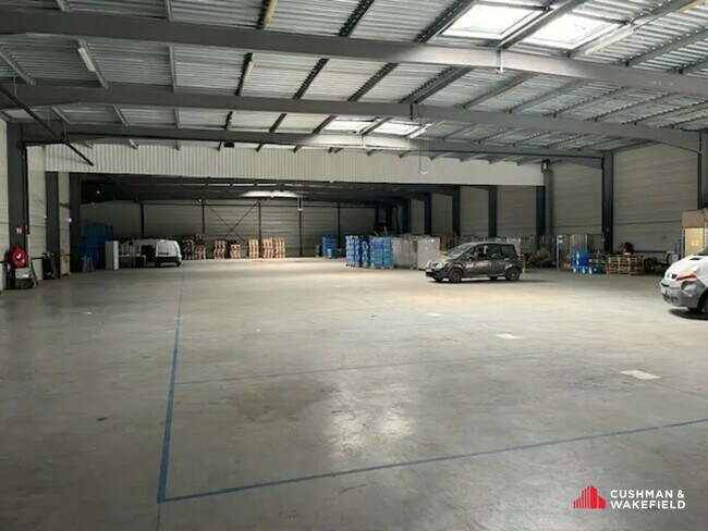 Plus de détails pour Industriel/Logistique à louer