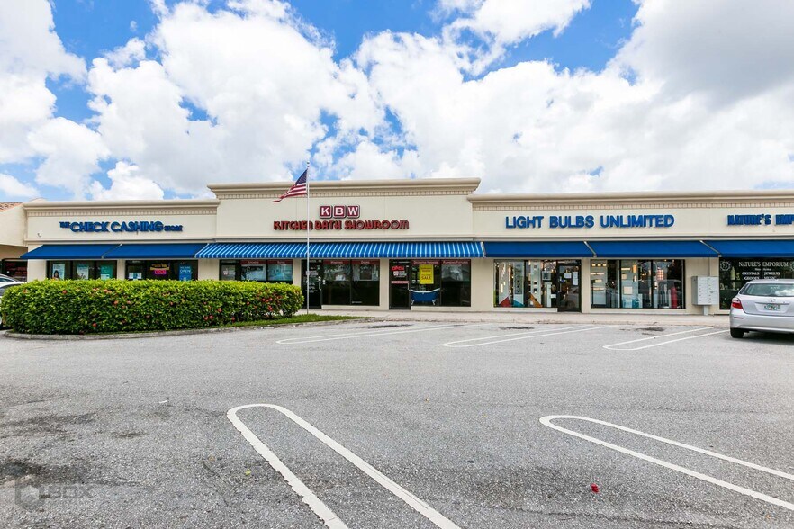 8031-8041 W Sample Rd, Coral Springs, FL à louer - Photo de l’immeuble – Image 3 sur 9