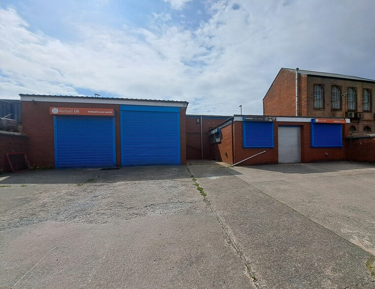 Pennant St, Oldham à louer - Photo de l’immeuble – Image 1 sur 2