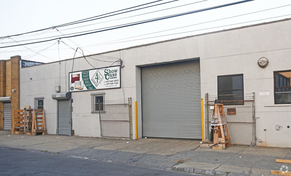 1034 Linwood St, Brooklyn, NY à louer - Photo de l’immeuble – Image 2 sur 5
