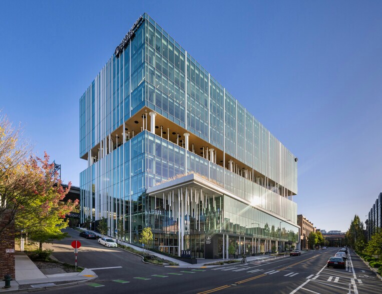 1150 Eastlake Ave E, Seattle, WA à louer - Photo de l’immeuble – Image 1 sur 6