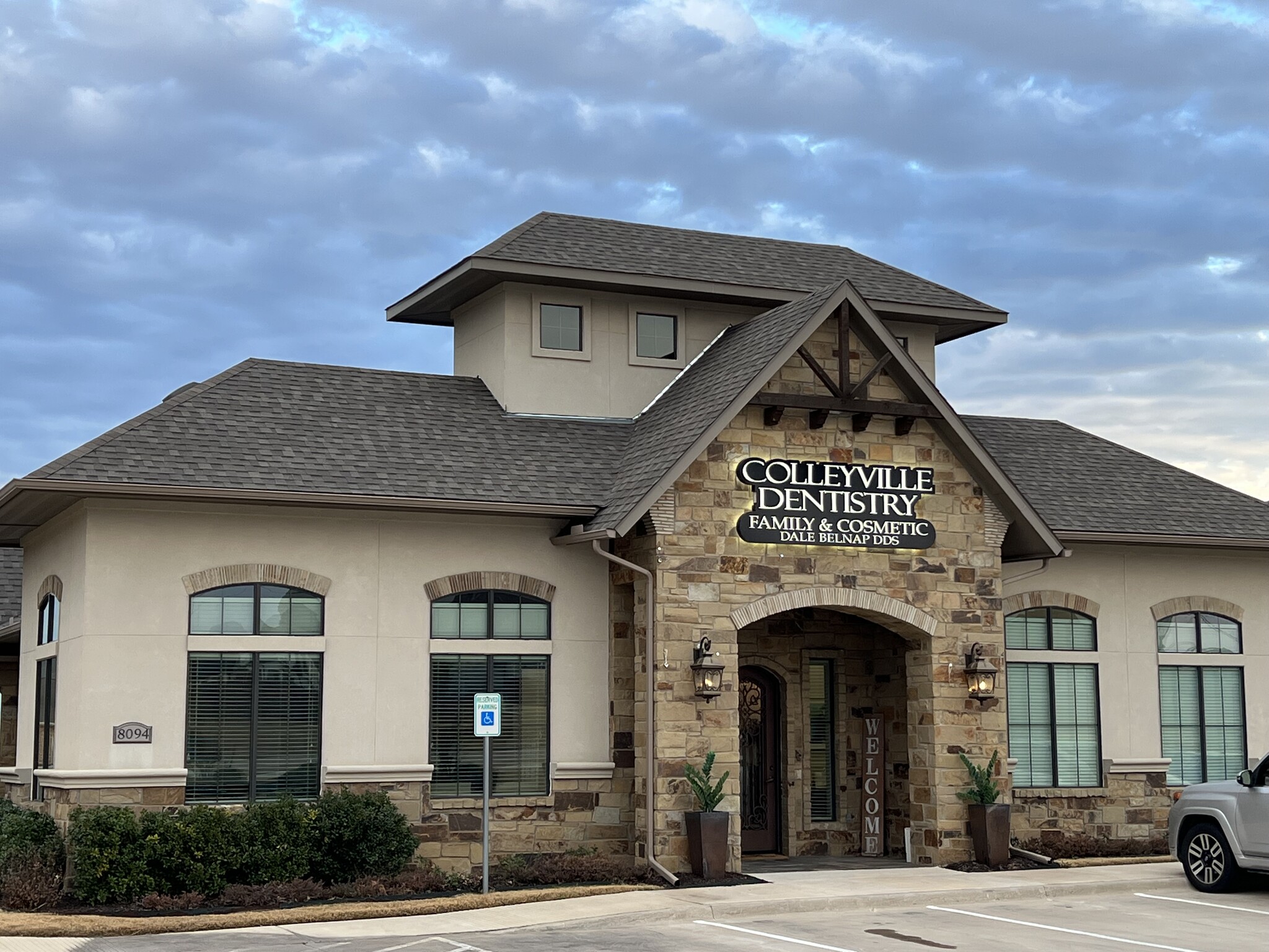 8094 Precinct Line Rd, Colleyville, TX à vendre Photo de l’immeuble– Image 1 sur 2