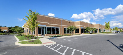 2 Crossing Way, Owings Mills, MD à louer Photo de l’immeuble– Image 2 sur 2