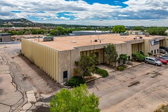 4910 Northpark Dr, Colorado Springs, CO à louer Photo de l’immeuble– Image 1 sur 10