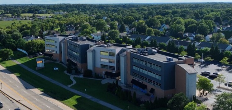 2990 N Perryville Rd, Rockford, IL à louer - Photo de l’immeuble – Image 2 sur 9