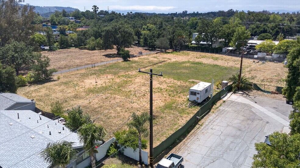 601 Pearl St, Ojai, CA à vendre - Photo de l’immeuble – Image 3 sur 12
