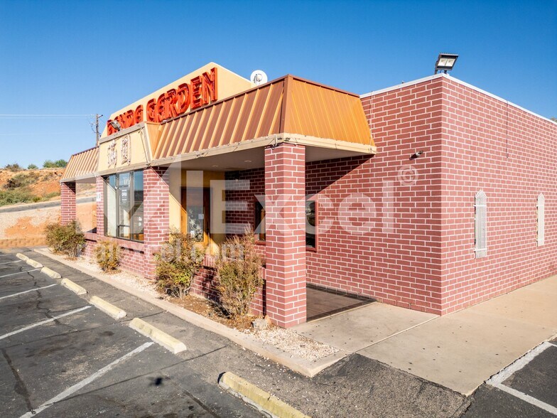 212 N 900 E, St George, UT à vendre - Photo de l’immeuble – Image 2 sur 5