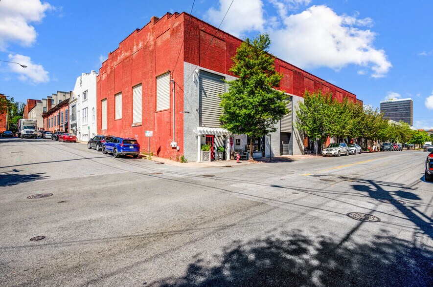 107 13th St, Lynchburg, VA à vendre - Photo de l’immeuble – Image 3 sur 44