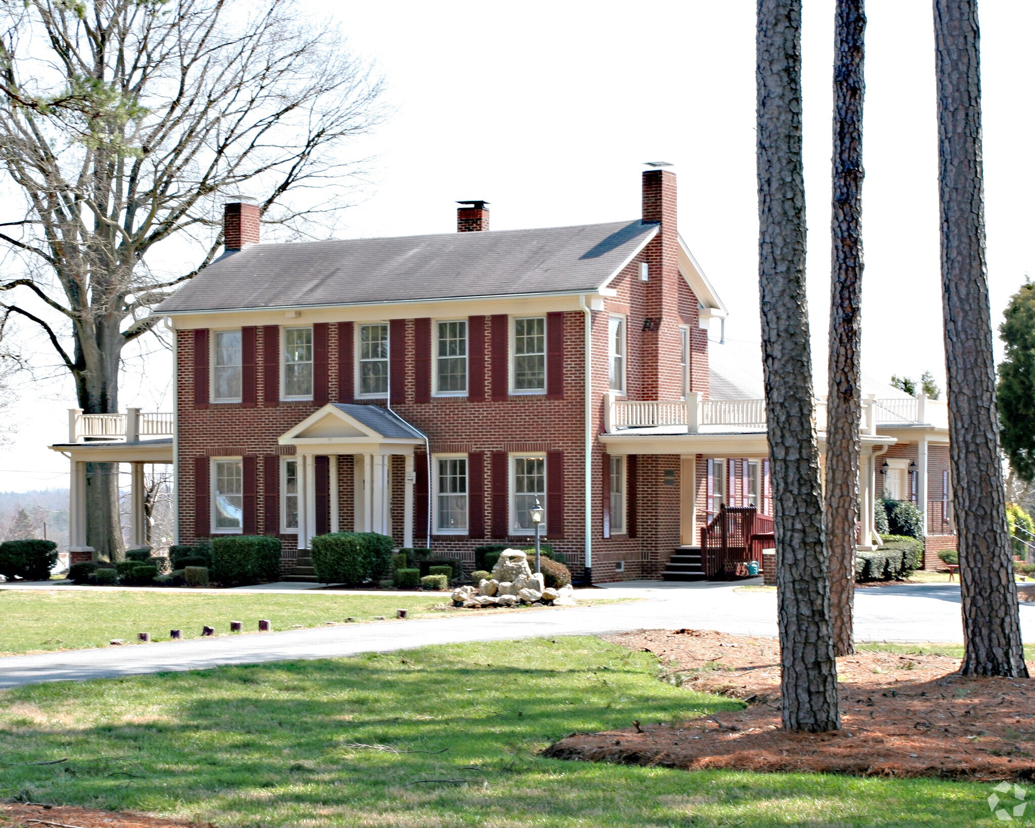 808 Greensboro Rd, High Point, NC à vendre Photo principale– Image 1 sur 2