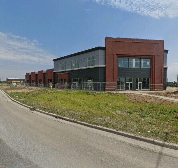 1405 Bloor St, Clarington, ON à louer - Photo de l’immeuble – Image 2 sur 2