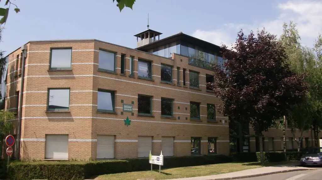 Bureau dans Champs-sur-Marne à louer Photo de l’immeuble– Image 1 sur 9