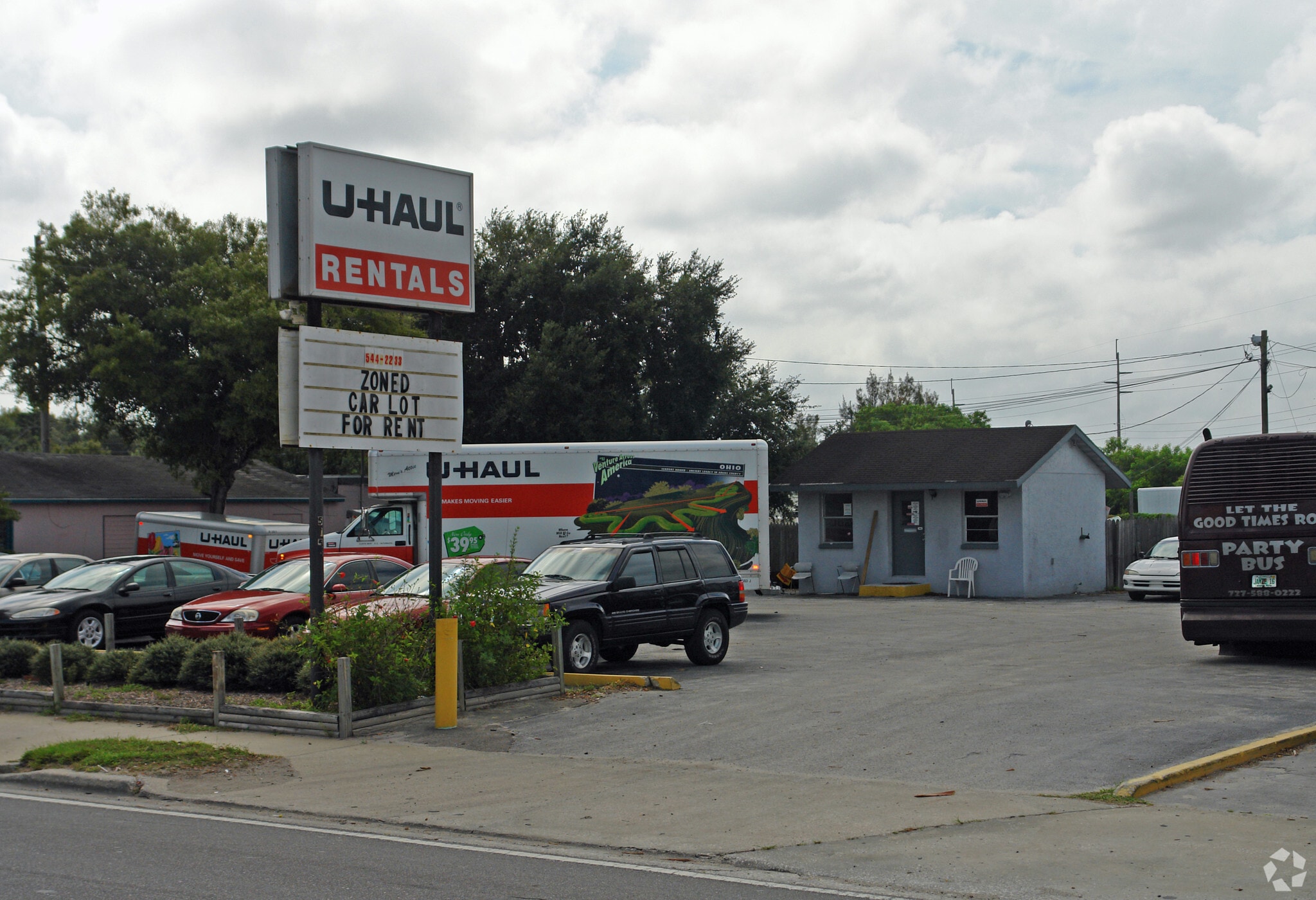 5750 Park Blvd, Pinellas Park, FL à louer Photo principale– Image 1 sur 3