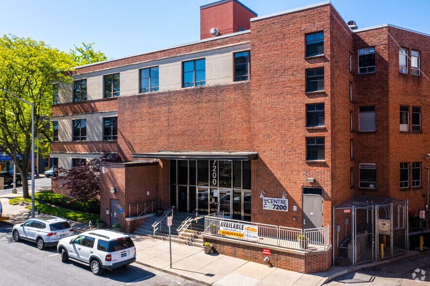 7200 Chestnut St, Upper Darby Township, PA à louer - Photo principale – Image 1 sur 6