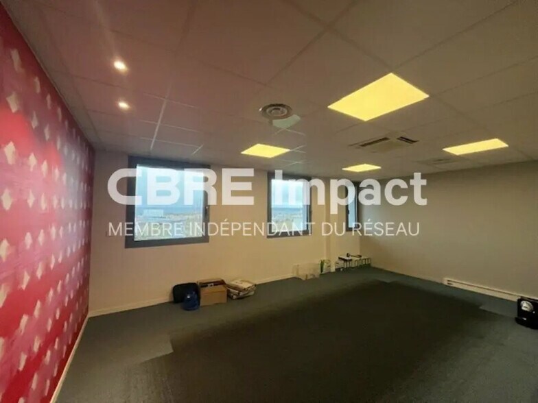 Bureau dans Reims à louer - Photo intérieure – Image 2 sur 10
