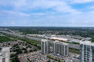 1235 Bayly St, Pickering, ON - Vue aérienne vue de carte