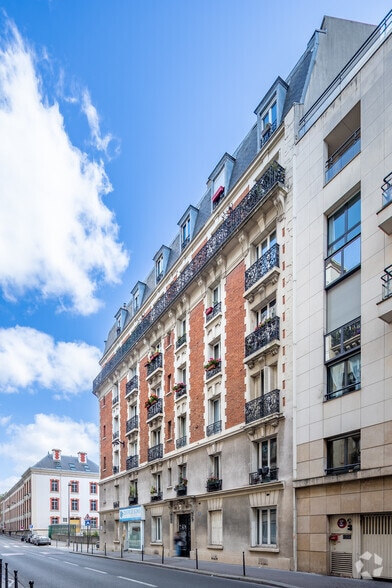 11 Rue De La Glacière, Paris à vendre - Photo de l’immeuble – Image 2 sur 2
