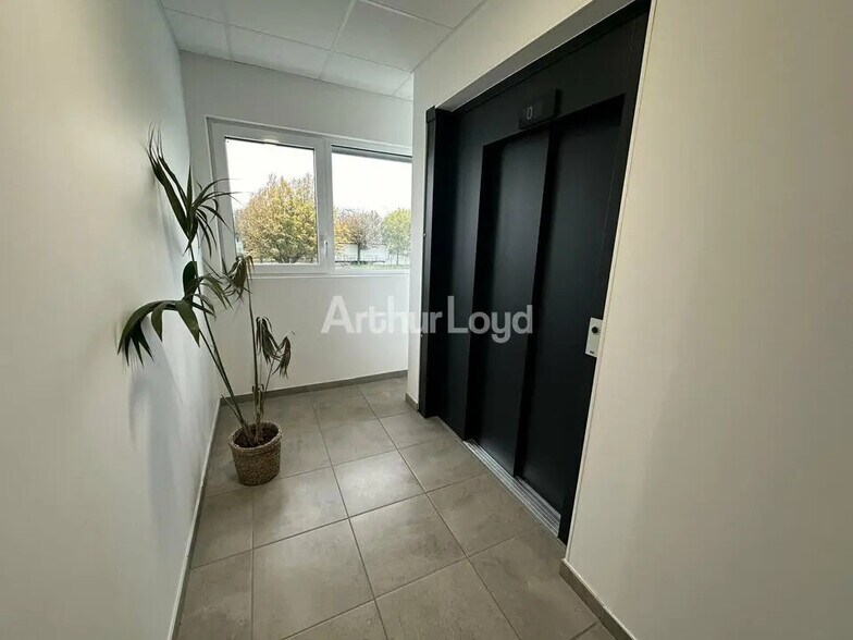 Bureau dans Reims à louer - Photo intérieure – Image 3 sur 4