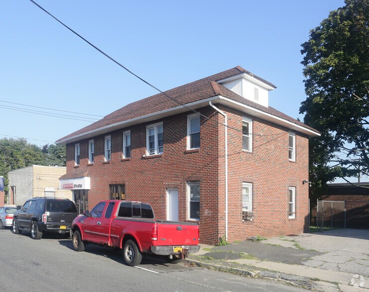 202 Sheridan Blvd, Inwood, NY à louer - Photo de l’immeuble – Image 2 sur 2