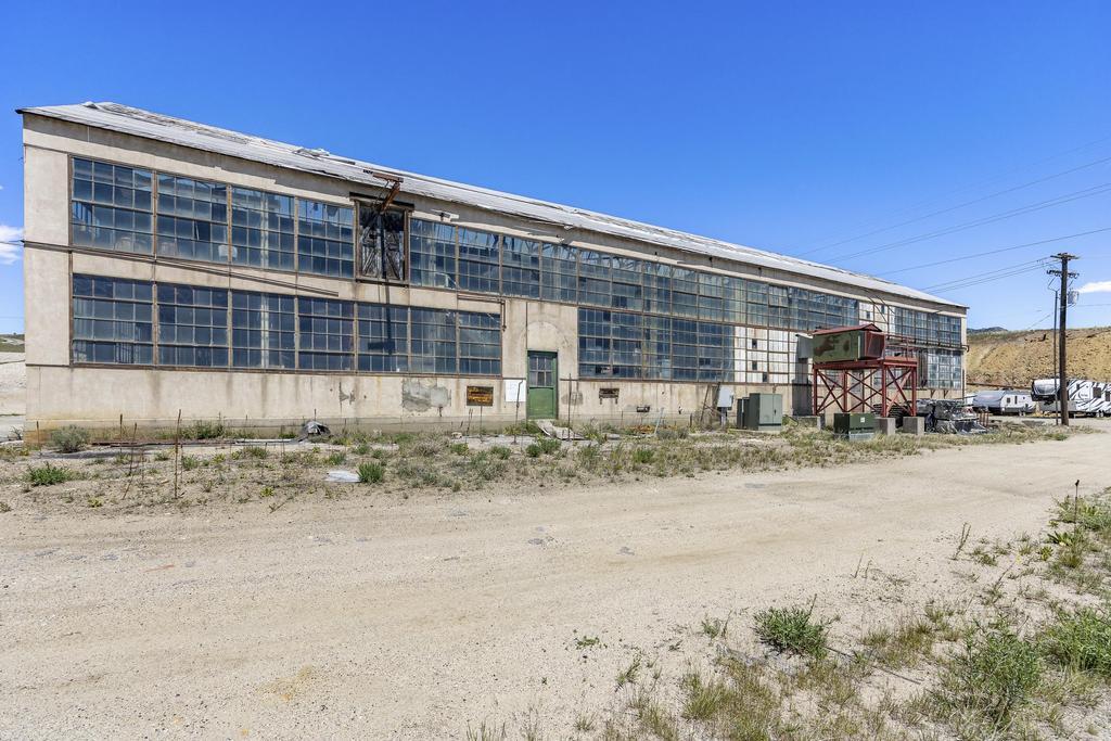 244 Anaconda Rd, Butte, MT 59701-8602 portefeuille de 3 biens à vendre sur LoopNet.fr Photo principale– Image 1 sur 81