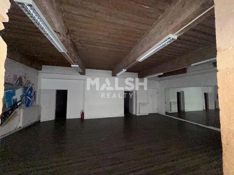 Local commercial dans Lyon à louer - Photo de l’immeuble – Image 3 sur 6