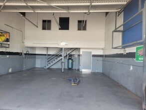 936 Glendora Ave, West Covina, CA à louer Photo intérieure– Image 2 sur 6