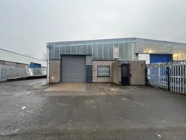 Stafford Park 15, Telford à louer - Photo de l’immeuble – Image 3 sur 5