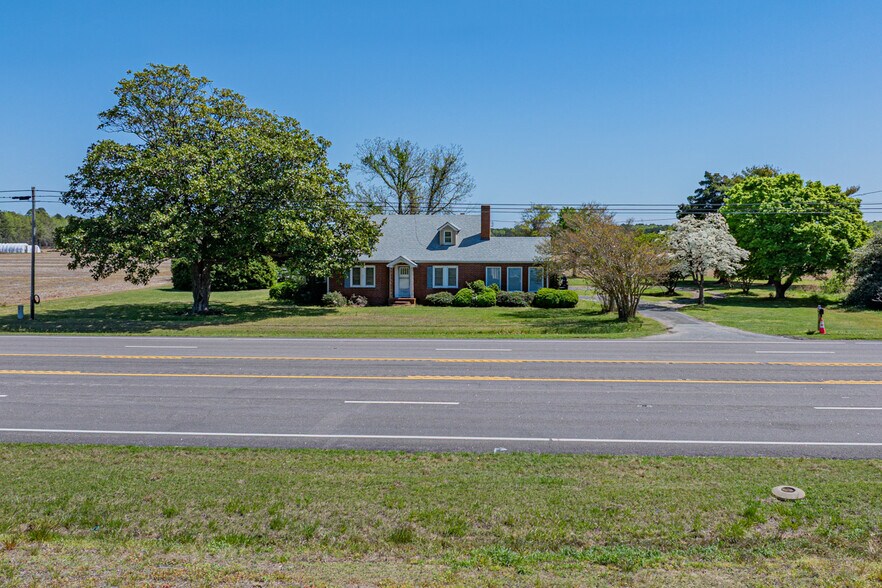 7267 Caratoke Hwy, Jarvisburg, NC à vendre - Photo de l’immeuble – Image 3 sur 74