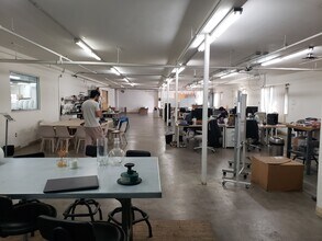 3045 E 11th St, Los Angeles, CA à louer Photo intérieure– Image 2 sur 3