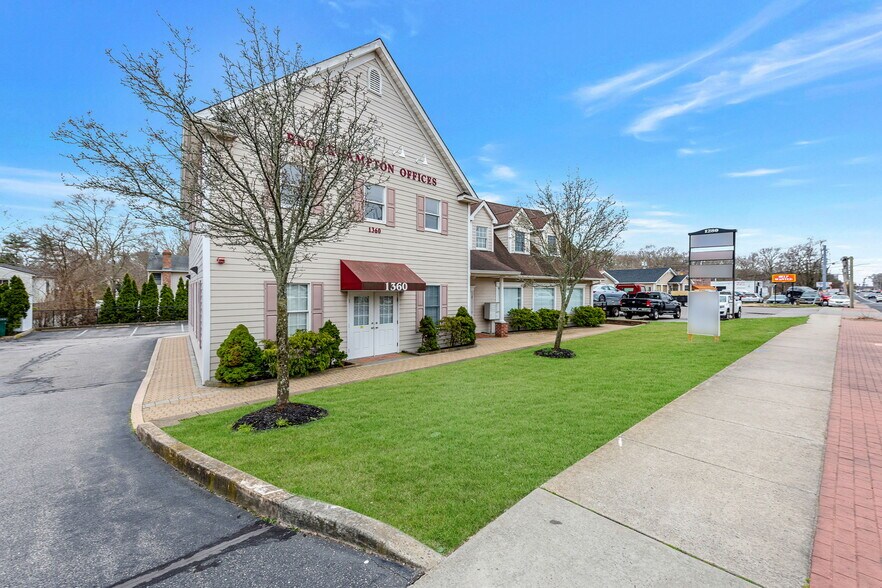 1360 Montauk Hwy, Mastic, NY à vendre - Photo de l’immeuble – Image 3 sur 52
