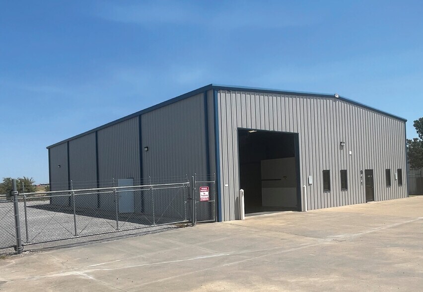 911 SE 35th St, El Reno, OK à vendre - Photo de l’immeuble – Image 1 sur 6