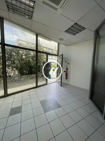Local commercial dans Marseille à louer - Photo intérieure – Image 3 sur 4