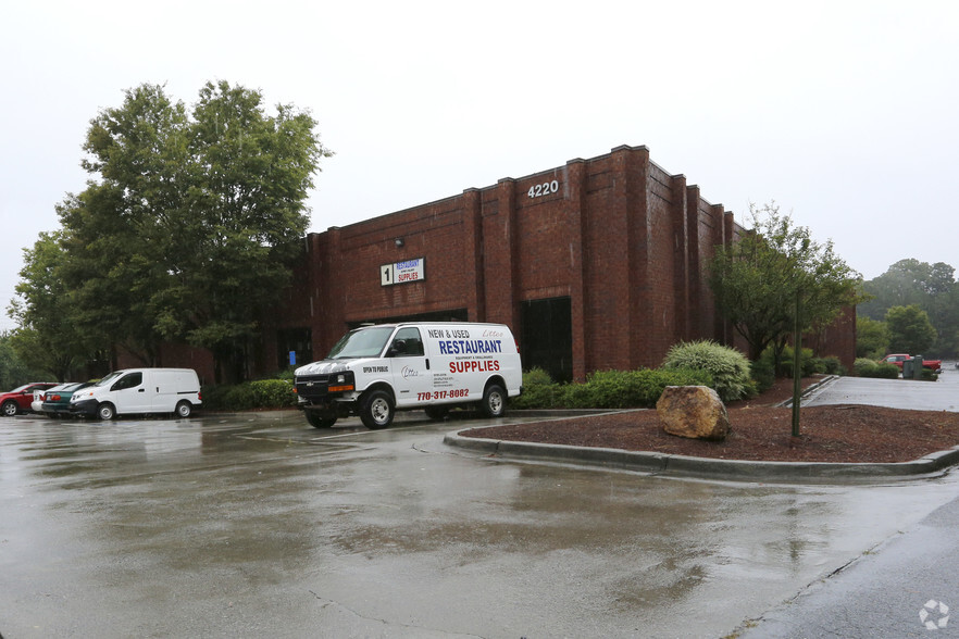 4220 Steve Reynolds Blvd, Norcross, GA à louer - Photo principale – Image 1 sur 7