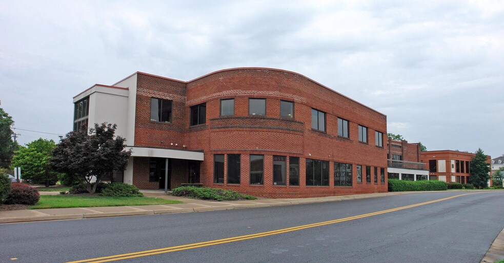 500 Lafayette Blvd, Fredericksburg, VA à louer - Photo de l’immeuble – Image 3 sur 7