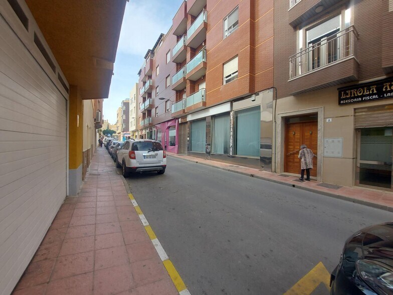Local commercial dans El Ejido, Almería à vendre - Photo de l’immeuble – Image 3 sur 17