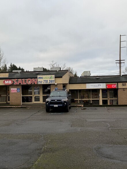 818 39th Ave SW, Puyallup, WA à vendre - Photo de l’immeuble – Image 3 sur 7