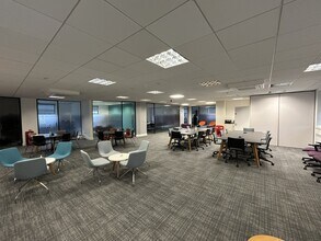 1 Calder Park, Wakefield à louer Photo intérieure– Image 2 sur 4