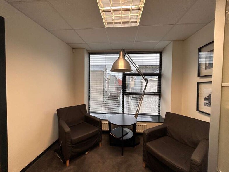 128A Eglantine Av, Belfast à vendre - Photo de l’immeuble – Image 3 sur 5