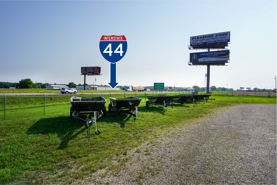 18050 County Road 1000, Saint James, MO à louer - Photo de l’immeuble – Image 2 sur 42