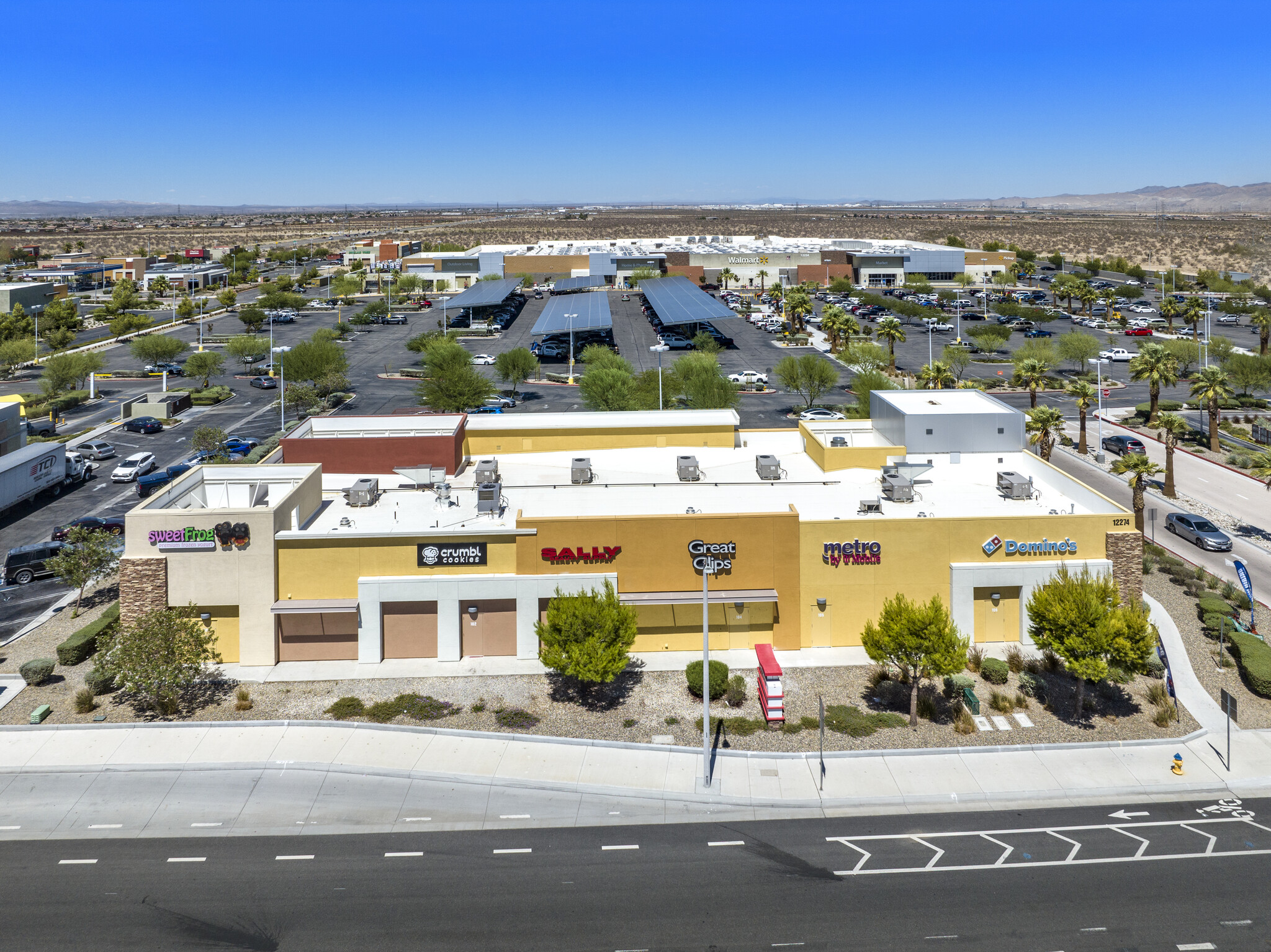 12274 Palmdale Rd, Victorville, CA à louer Photo de l’immeuble– Image 1 sur 14